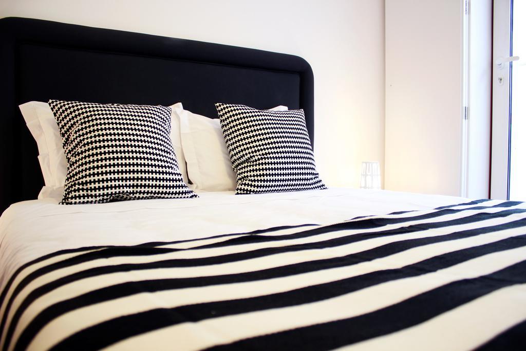 Joivy Modern 1-Bed Apt With Terrace, Moments From Sao Bento Palace Lisboa Eksteriør bilde