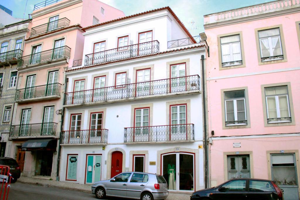 Joivy Modern 1-Bed Apt With Terrace, Moments From Sao Bento Palace Lisboa Eksteriør bilde