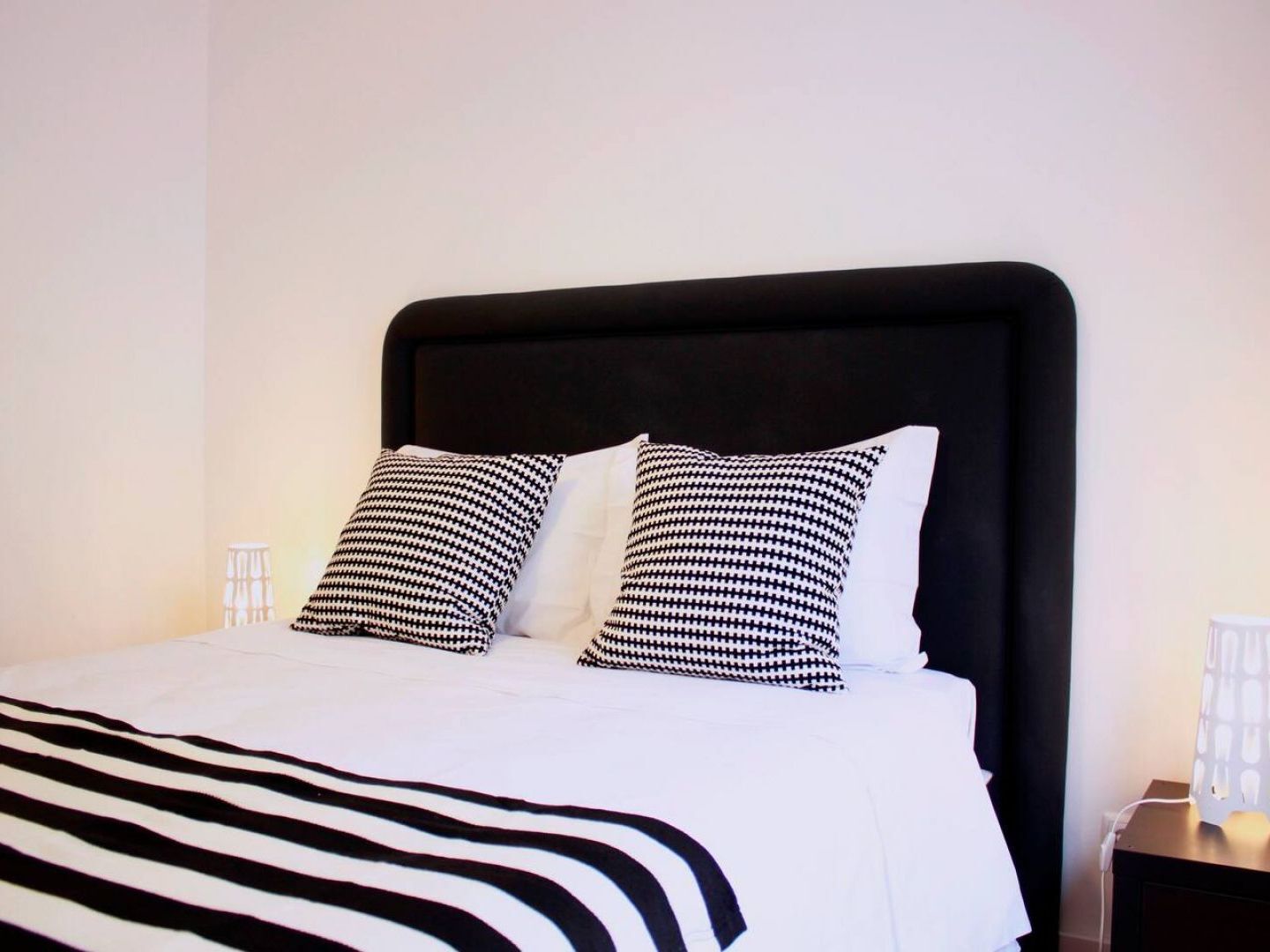 Joivy Modern 1-Bed Apt With Terrace, Moments From Sao Bento Palace Lisboa Eksteriør bilde