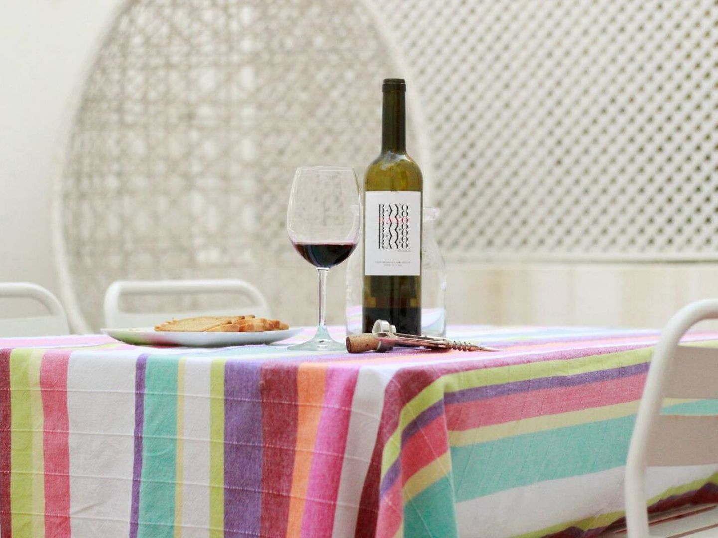 Joivy Modern 1-Bed Apt With Terrace, Moments From Sao Bento Palace Lisboa Eksteriør bilde